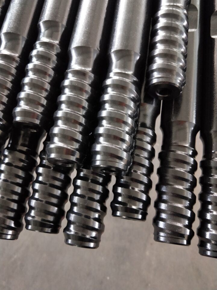 10FT Extension Threaded Drill Rod 3ft - 20ft Length Steel Material With Heat Treatment