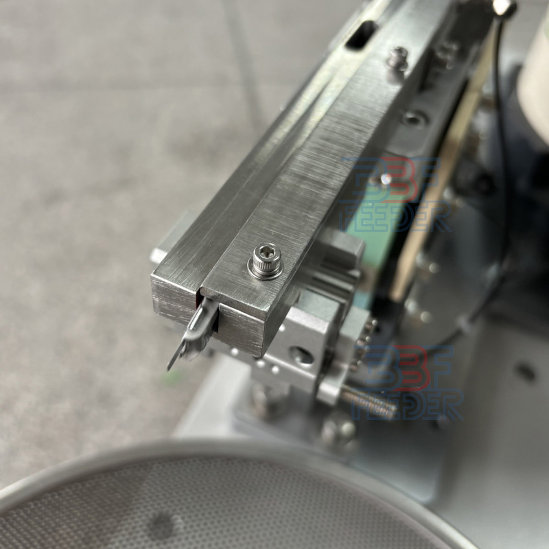 Control Speed Vibratory Bowl Feeder Small Parts Rotary Vibratory Feeder