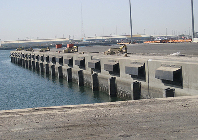 Marine Structures Protection Rubber Boat Fenders V Shape Bumper Dock