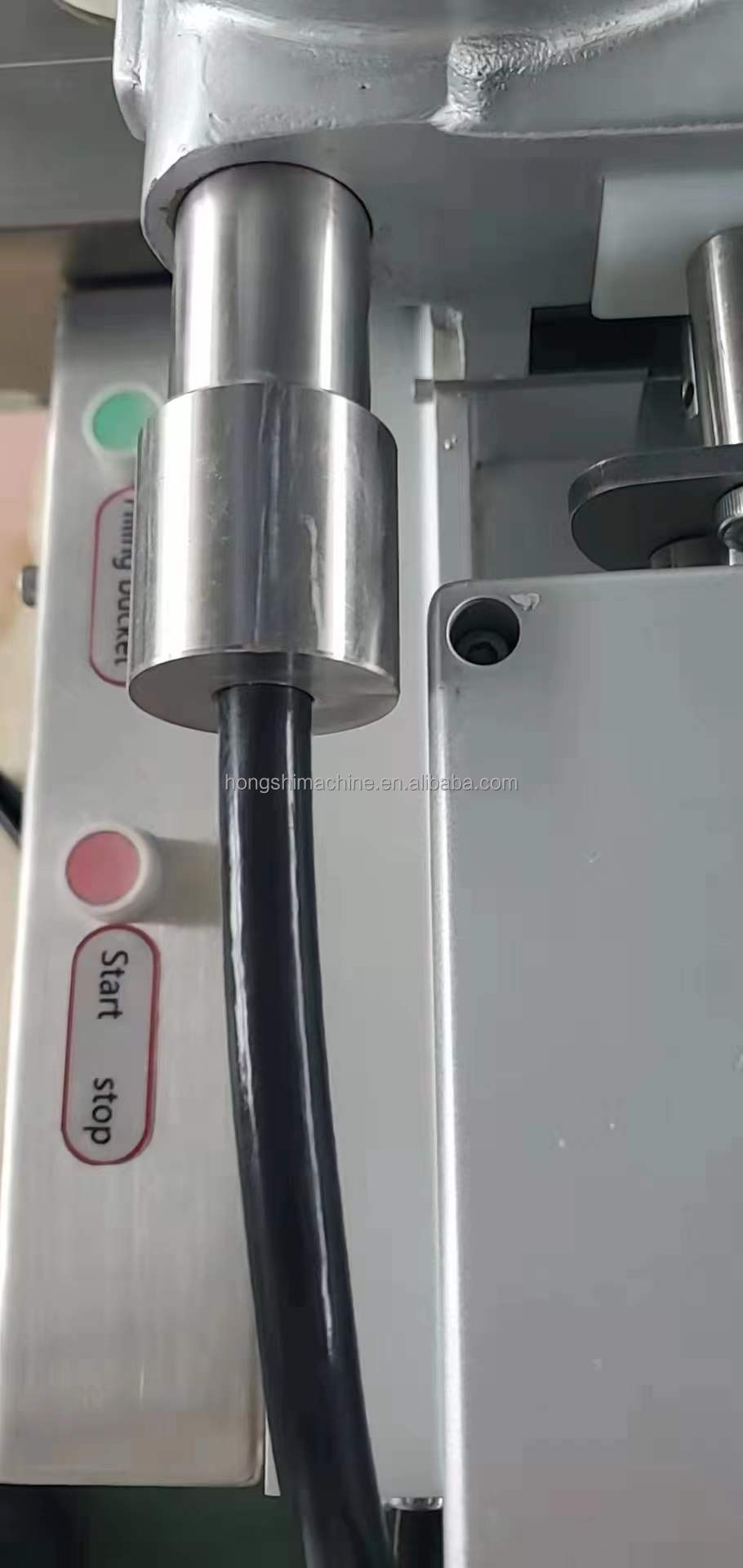 Tabletop Dumpling Making Machine Fried Dumpling Maker Machine Japanese Gyoza Making Machine