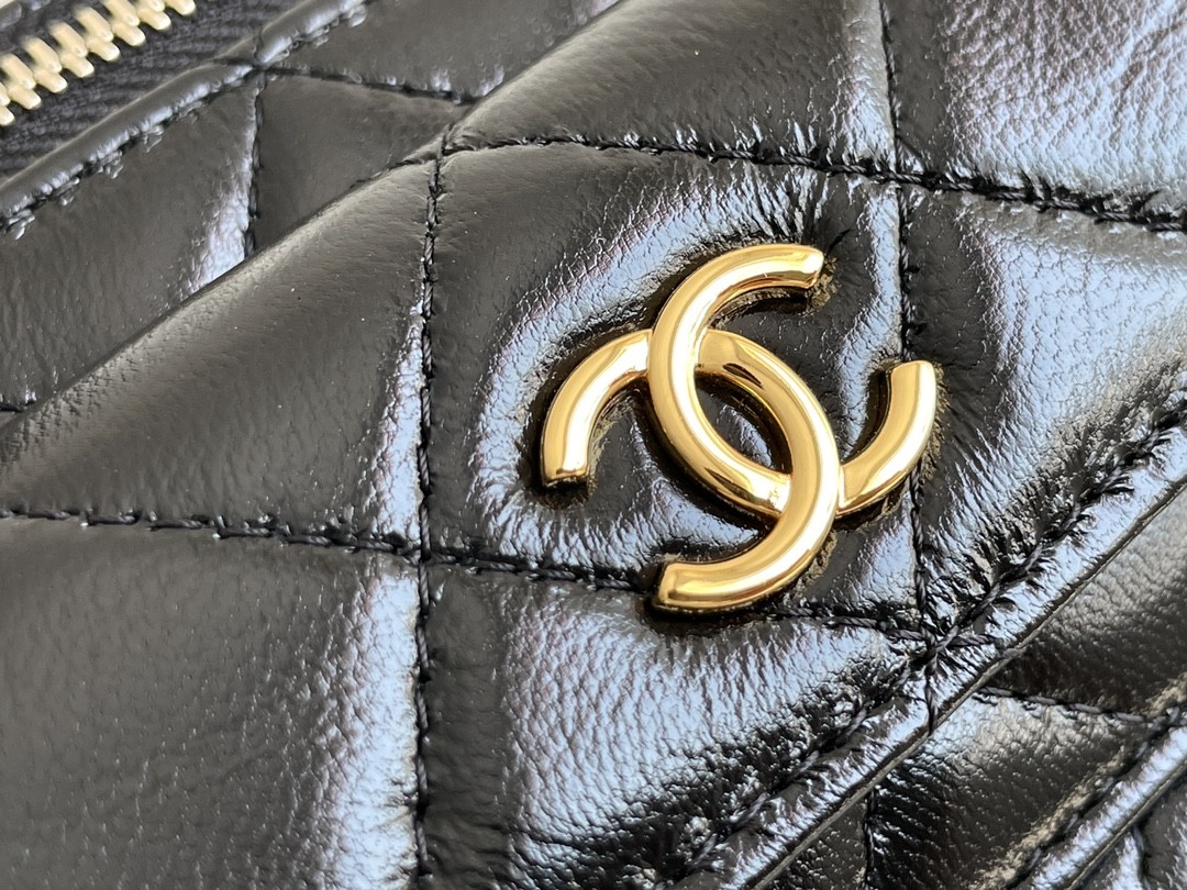 Lambskin Custom Branded Bags Chanel 22K Vanity Case Multi Pocket