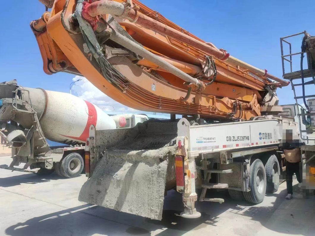 2013 Zoomlion 49m Concrete Pump Used Construction Machinery Concrete Equipment Truck Mouted Pump on Benz Chassis
