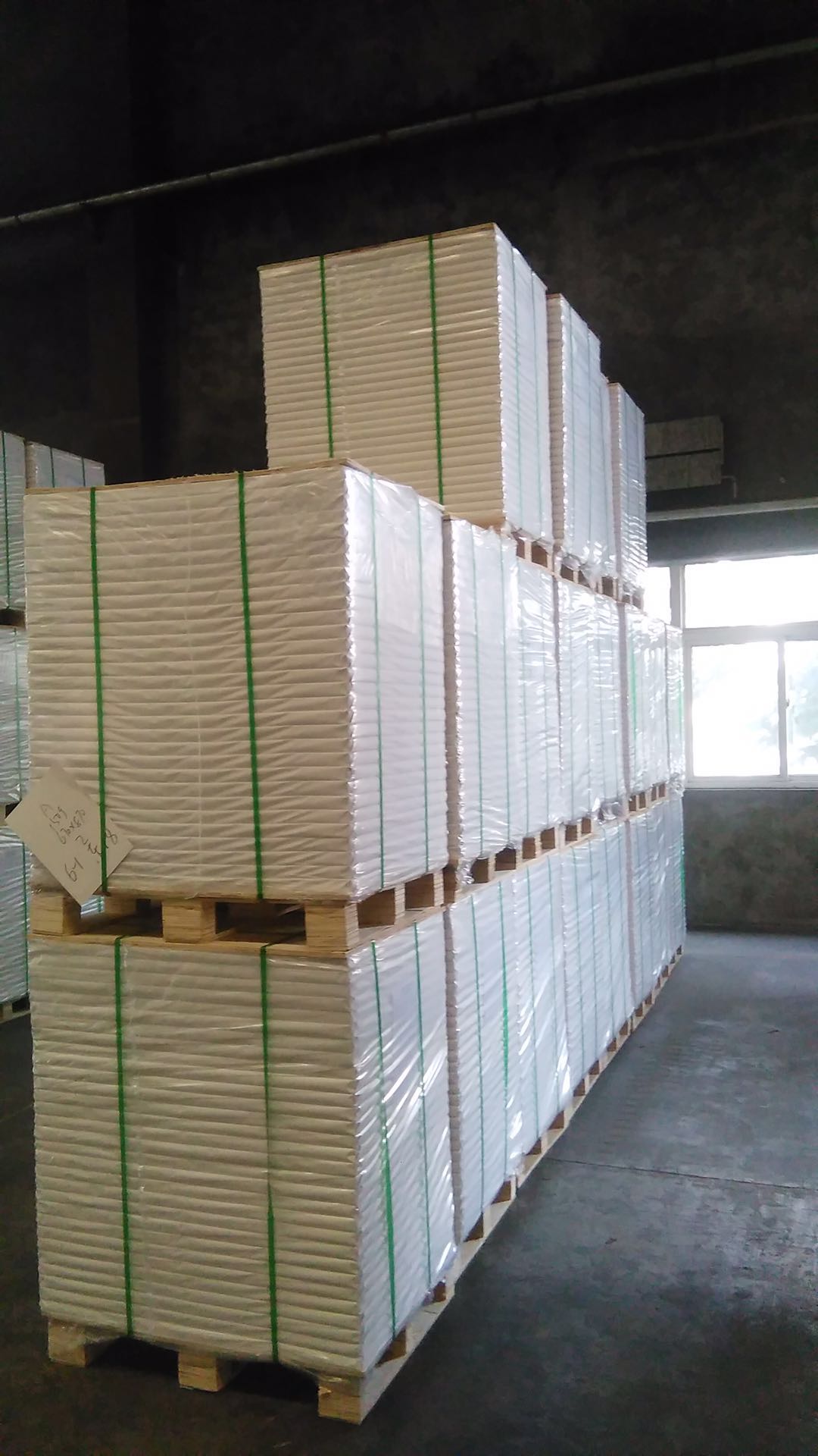 Virgin Pulp 250g/300g Folding Box Board Coated One Side for Making Postcard C1S/FBB