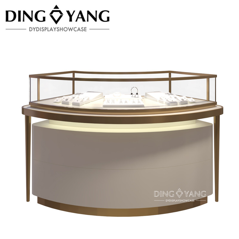 Fashion Curve Jewellery Display Showcases Beautiful Firm Structure With Highly Transparent Tempered Glass
