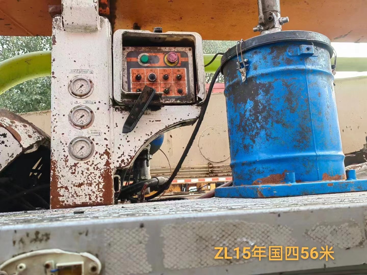 2015 Zoomlion Used Concrete Pump Truck 56 Meter Remanufactured