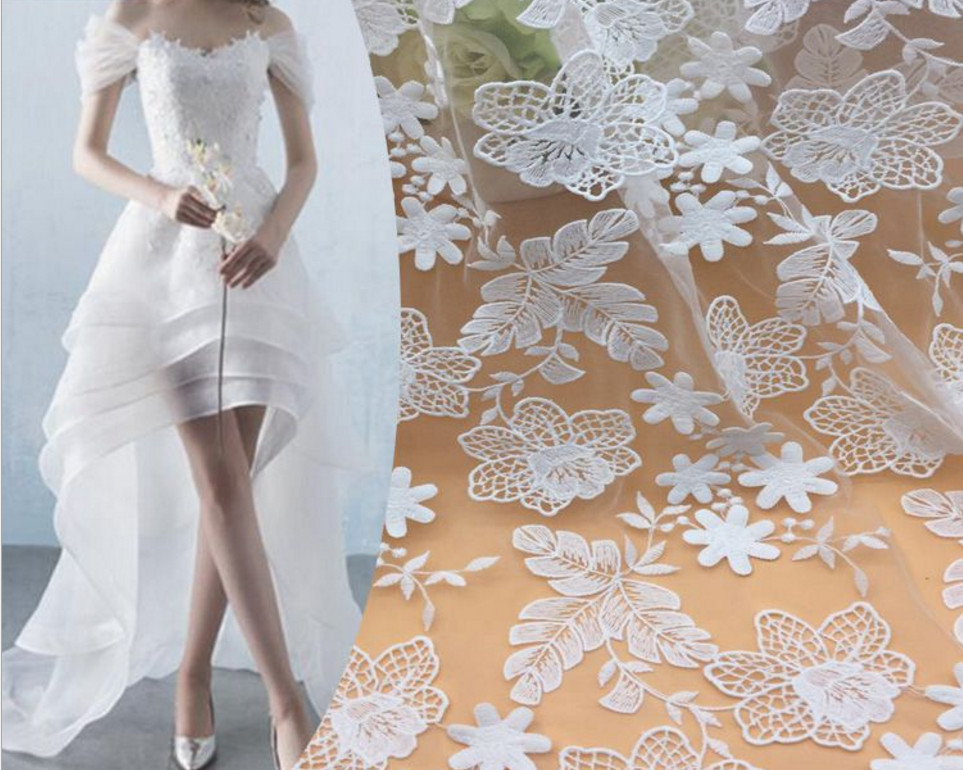 Red color Polyester 3D flower embroidered Lace fabric for bridal dress