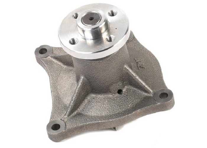 4D31 Mitsubishi ME013406 Diesel Engine Water Pump ME996861
