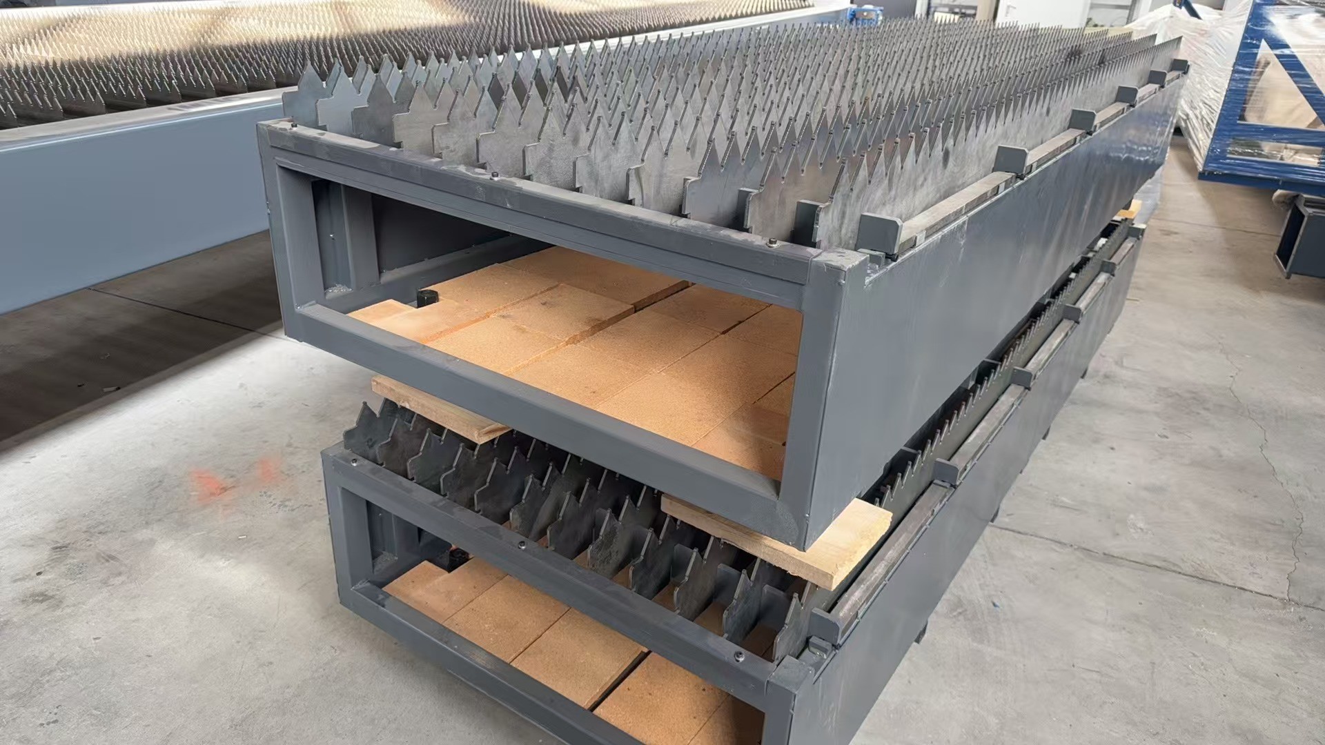 Sheet Laser Cutting Machine For 0.5mm-25mm Cutting Thickness And ±0.02mm Repeat Positioning Accuracy