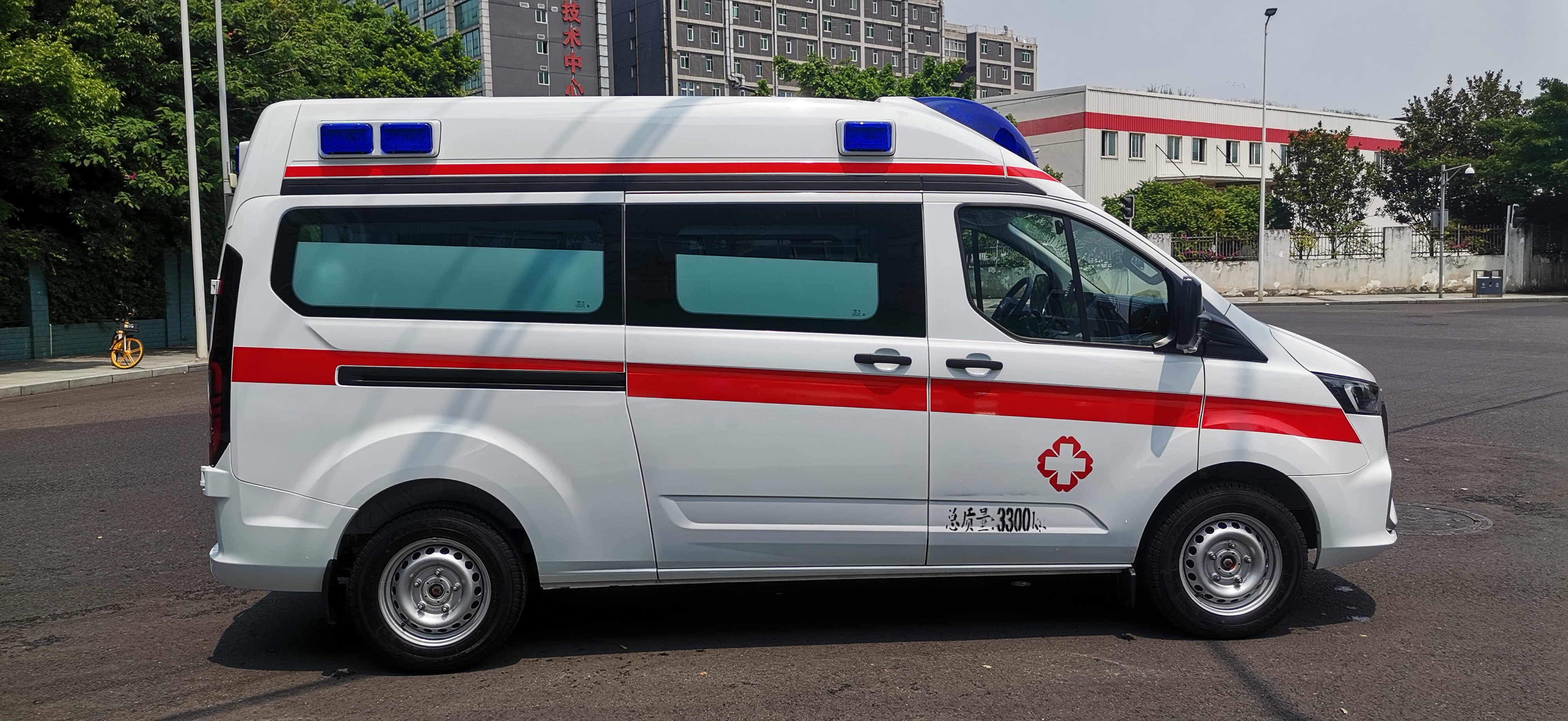 Ford Transit Medical Emergency Ambulance 162HP 5 Speed