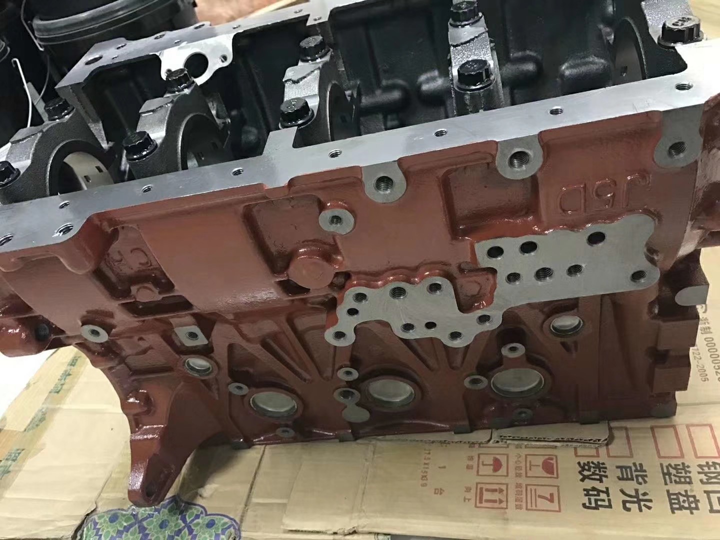 J08C-JT J08C-TP J08C-TI Hino Engine Sleeve Cylinder Block / 6 Cylinder Engine Block