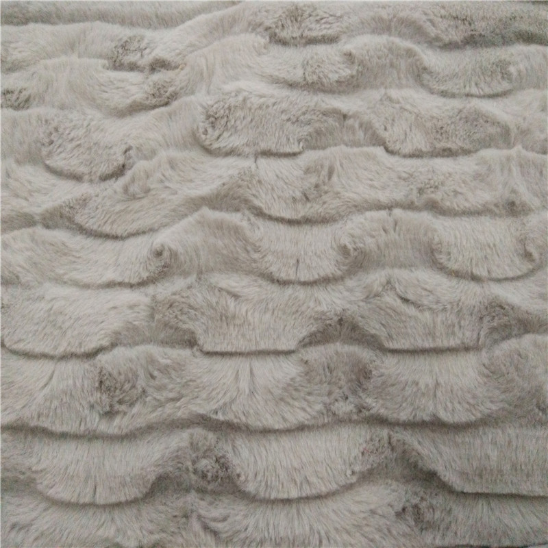 Density 250gsm Density Tricot Big Weight Cutting Strips PV Plush Fabric for Garments