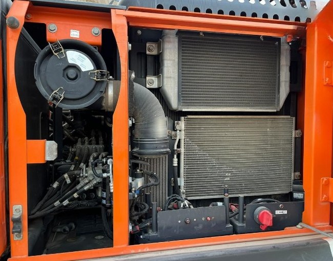 Doosan DX140LC Excavator Cool Box