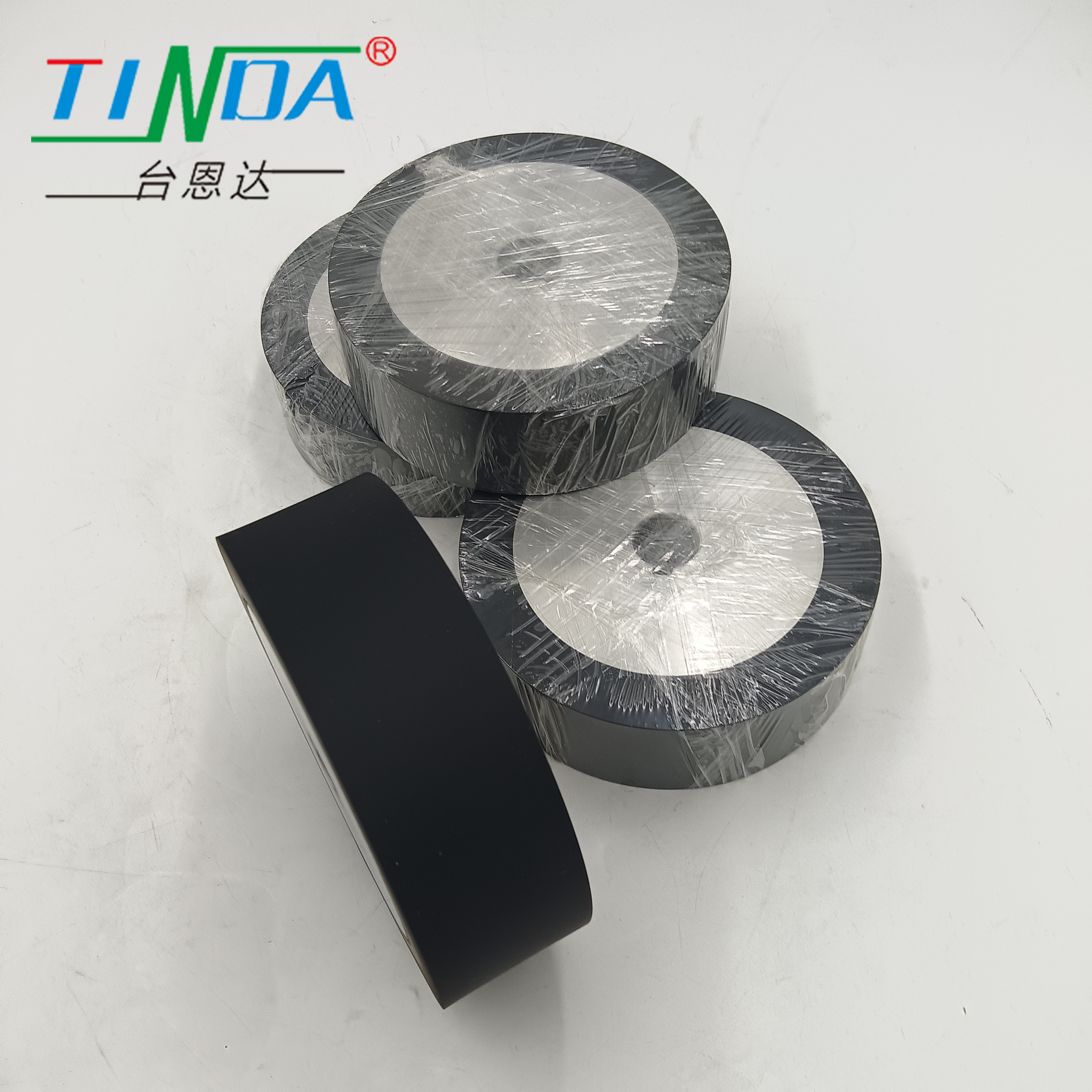 Food Grade High-Tempresure Resistance Rubber Roller Wheel For Meat Packing Machine