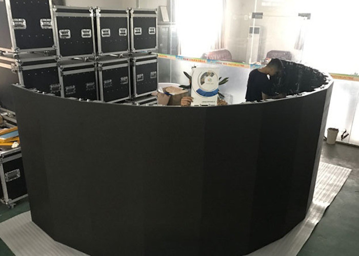 Adjustable Angle Curved Led Screen 3.91mm With 4k High Definition