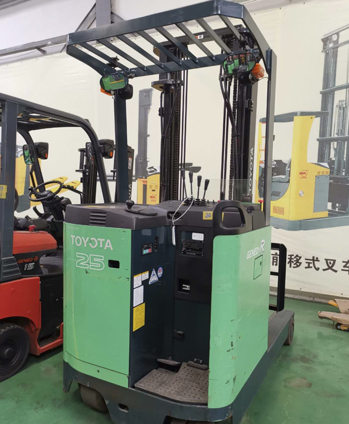 2t High Level Warehouse Forklift Trucks Used Condition For Narrow Aisle