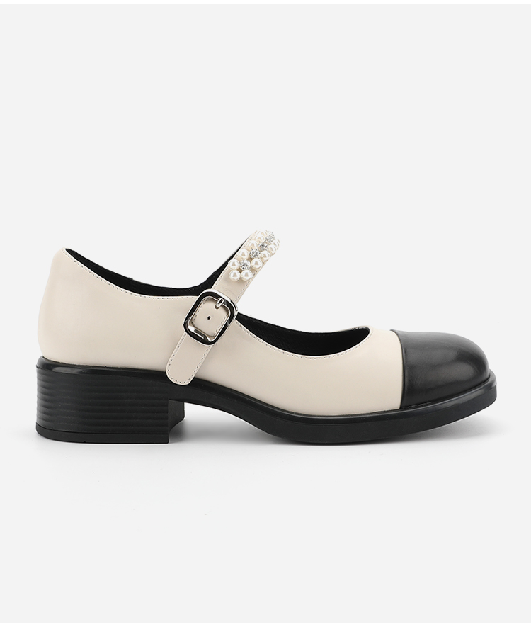 Round Head Wrap Toe Womens Leather Flat Shoes Black And White Stitching