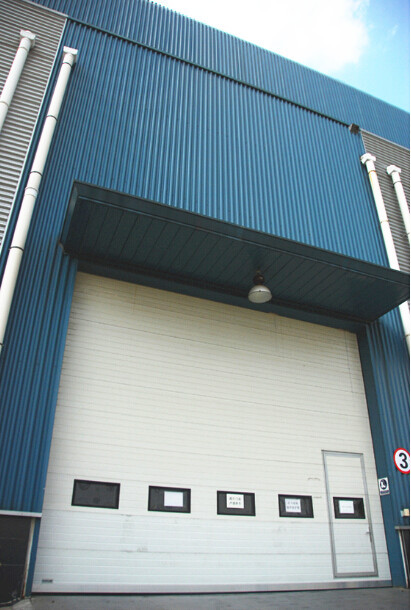 Speed 1.0m/s Exterior Security Industrial Sectional Doors Rolling Back Model