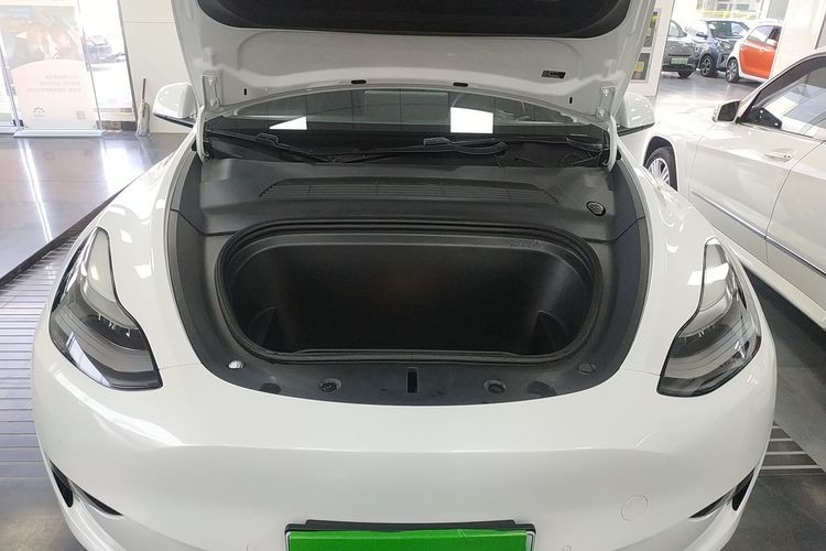 Electric Car With Low Speed Electric Car Equipped With 72V 3.5KW Motor