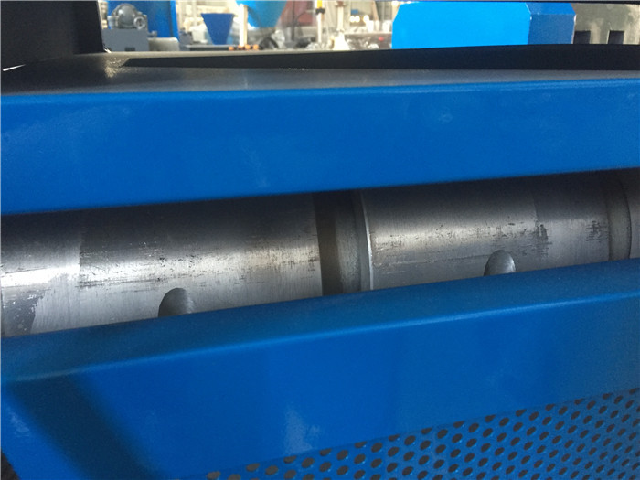 2.2KW Motor Plastic Recycling Granulator Machine Large Production Capacity