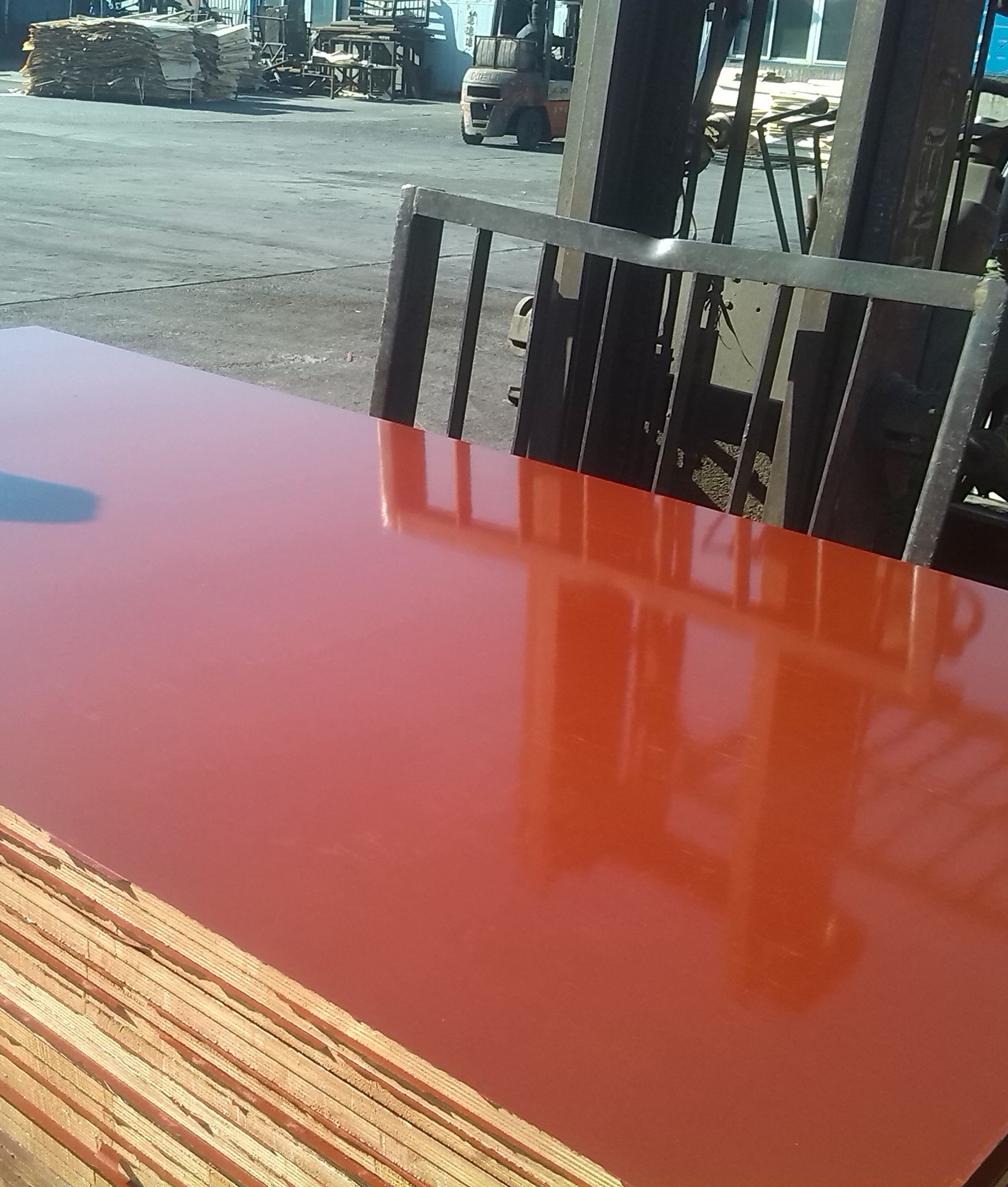 Full Piece Film Faced 4x8 Hardwood Plywood Double Sided Decoration