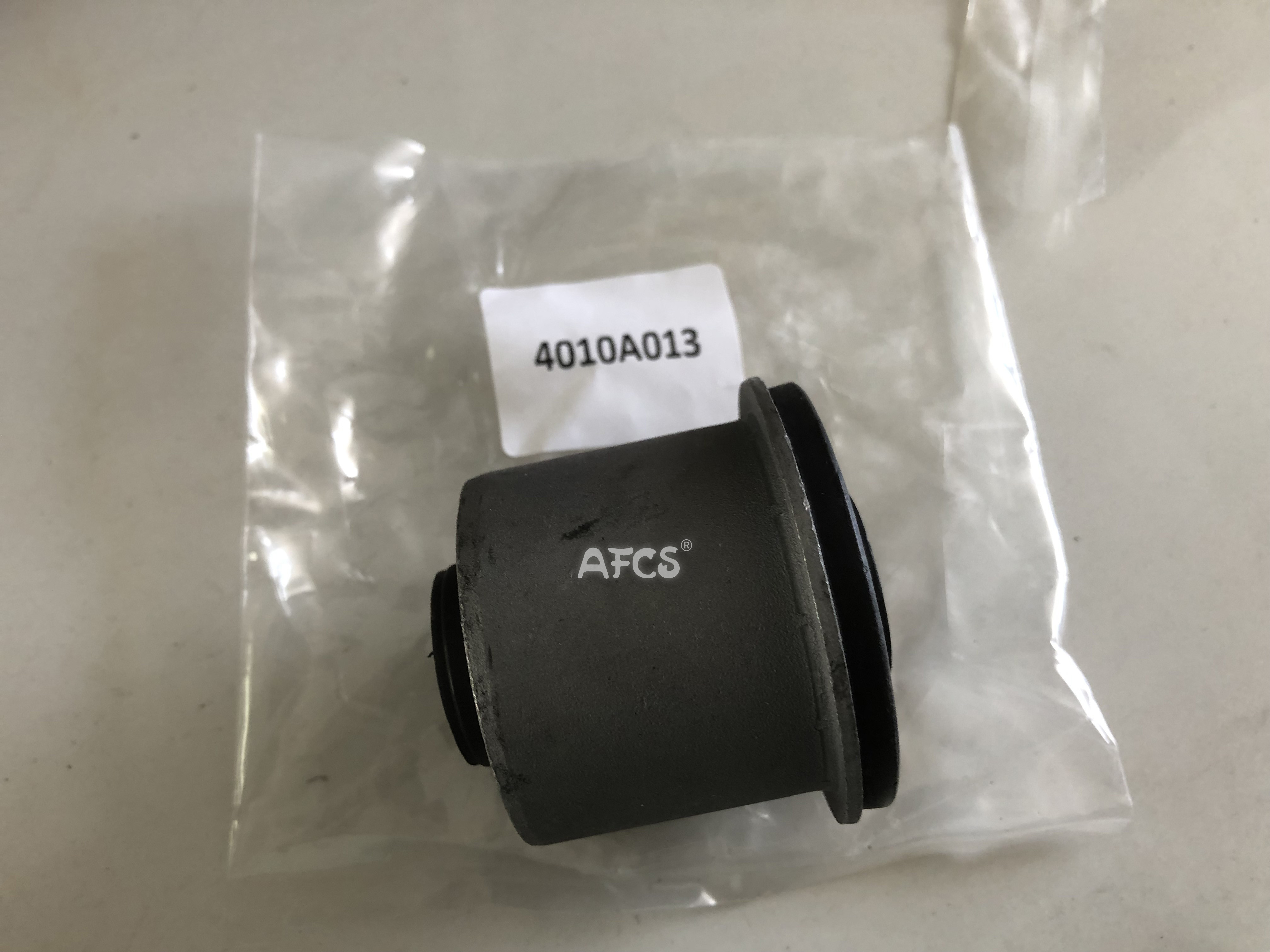14mm Inner Diameter Car Suspension Bushing 4010A013 4010A014 4010A117 For Mitsubishi L200 Triton