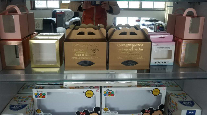 Speed 11000s/H Corrugated Box Pasting Machine 1100×650mm Paper Film Stick Machine