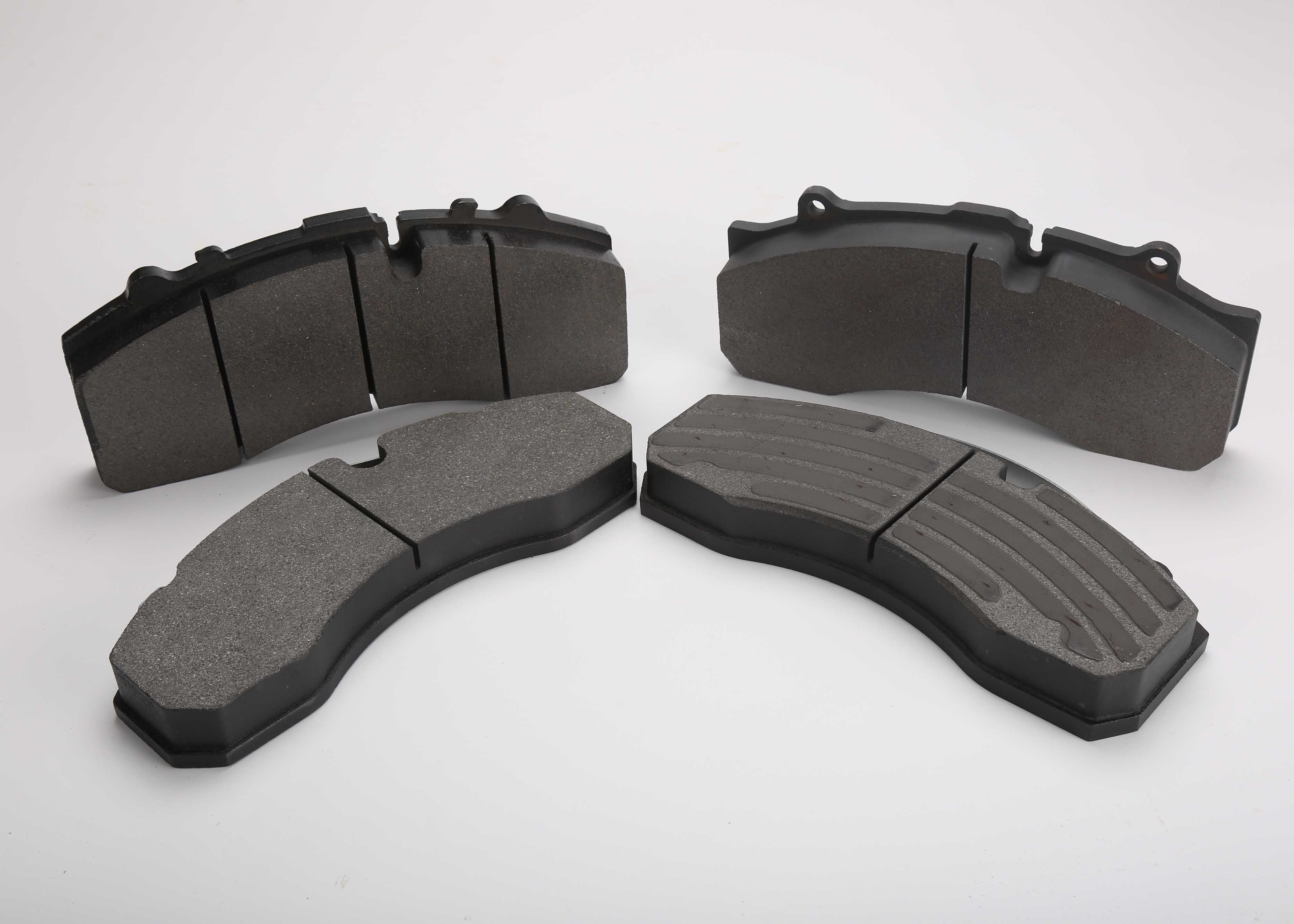 BAIYUN Disc Brake Pads with Ceramics Formula and Low Metallic