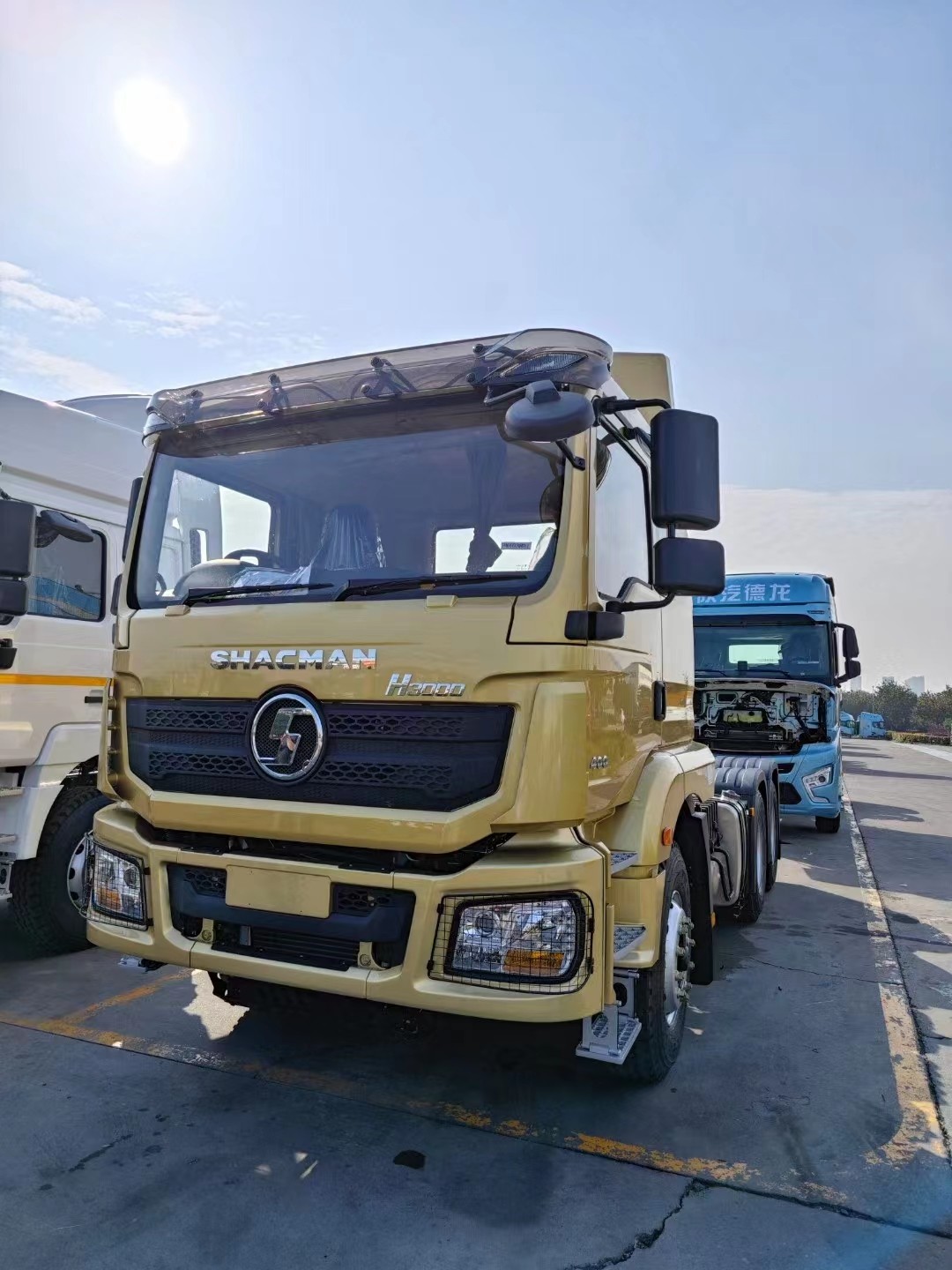 Comfortable Shacman Tractor Truck with Heavy Truck Brandnew H3000
