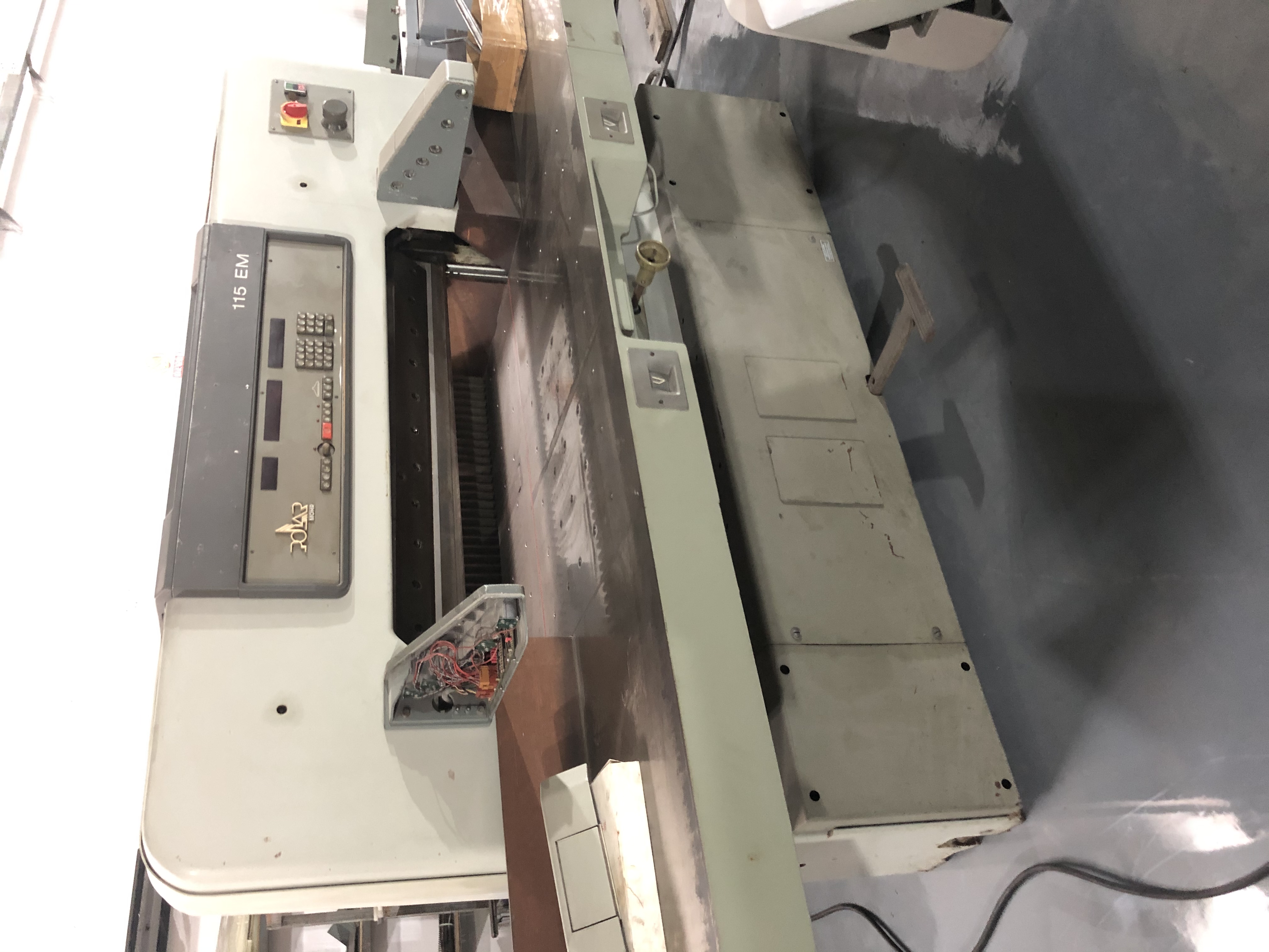 POLAR 1150 Double Hydraulic Heavy Duty Program Control High Speed Paper Cutting Machine