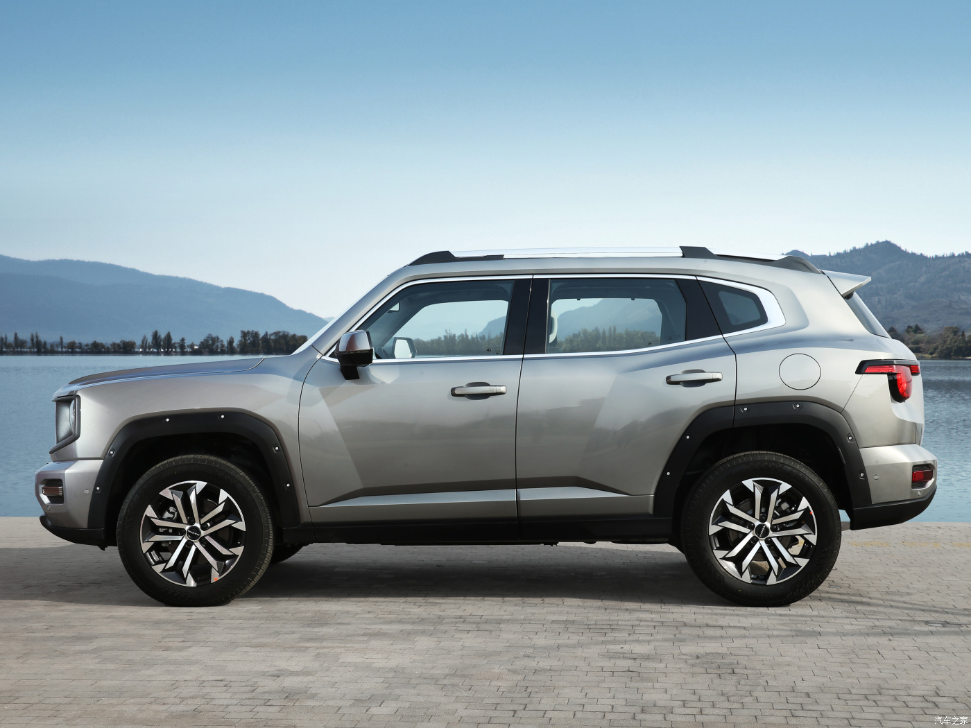 Haval Dargo 2.0T DCT Turbo Engine Electric Fuel Automatic Gear Box Leather Seats Left Steering Sports with Touch Screen