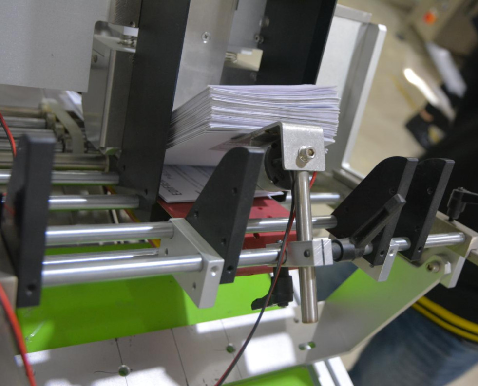 Easy Operate Horizontal Flow Pack Machine 10-100 Bags/Min Pillow Wrapping Machine