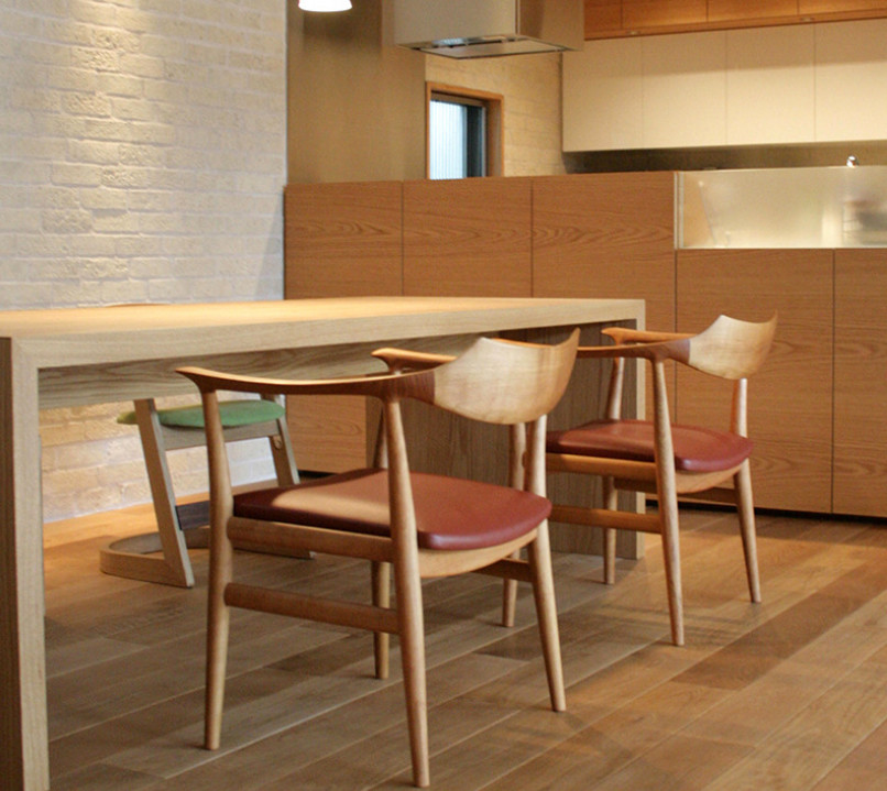 Pu Wooden Kennedy Armchair 480*460*760mm For Dining Room
