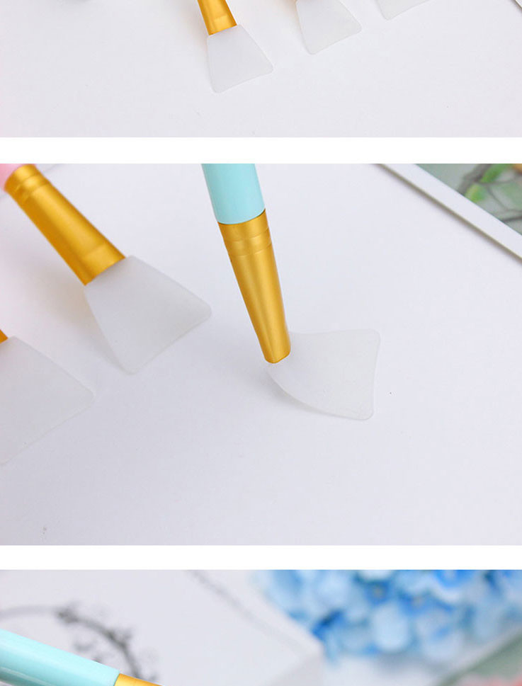 Fashion Portable Facial mask Makeup Brush Cosmetics Brush Tool Makeup Set Magical Beauty Brush Luxury Cosmetics