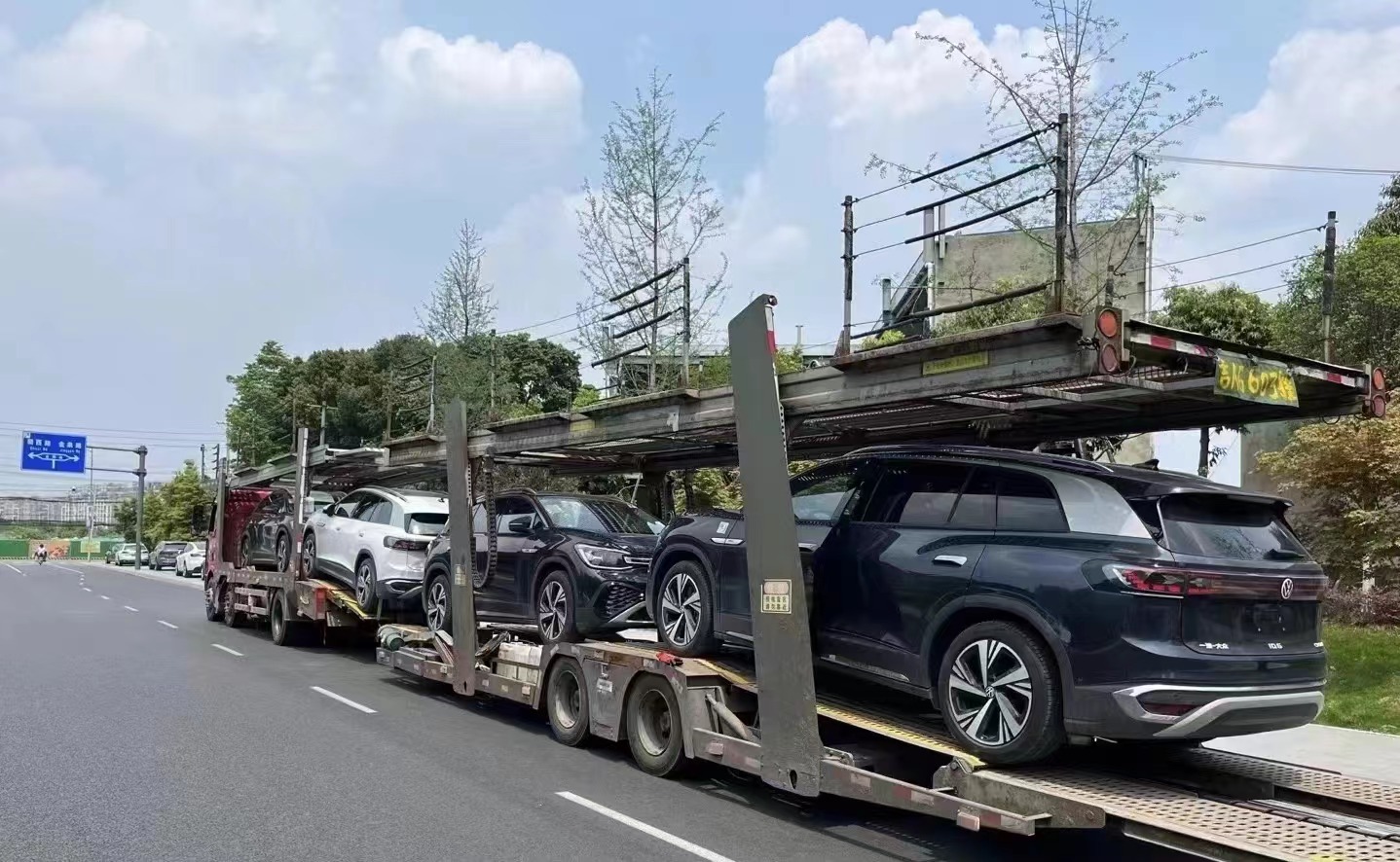2024 Geely Zeekr 007 Medium Cars Pure Electric Energy Vehicles Latest Version with Left Steering and LFP Battery Presale