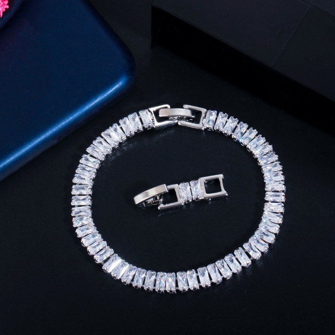 Hot Selling Luxury Leaf Engagement CZ Earring Necklace Bracele Bridal Jewelry Bracele Jewelry Set For Women Accessories