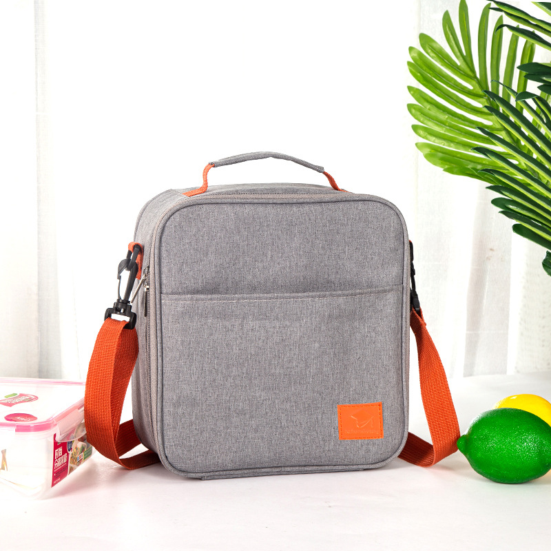 Customized Various Shape Portable Lunch Bag Food Thermal Box Durable Waterproof Office Cooler Lunchbox With Shoulder Strap
