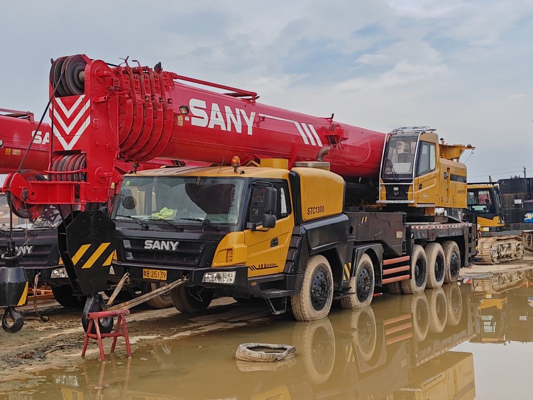 2014 Perfect Original Condition 125t Truck Crane All Terrain Crane for Sale