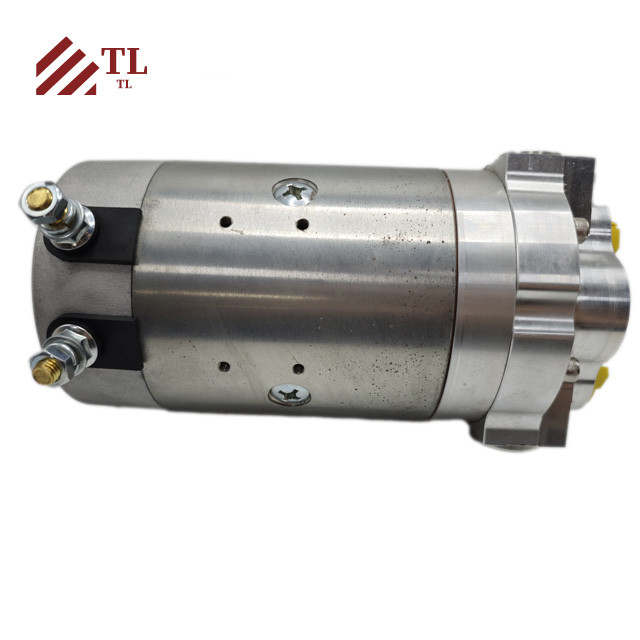 100525 3628997 Lubricating Oil Pump Engineering Machinery Parts Heavy Vehicle Parts