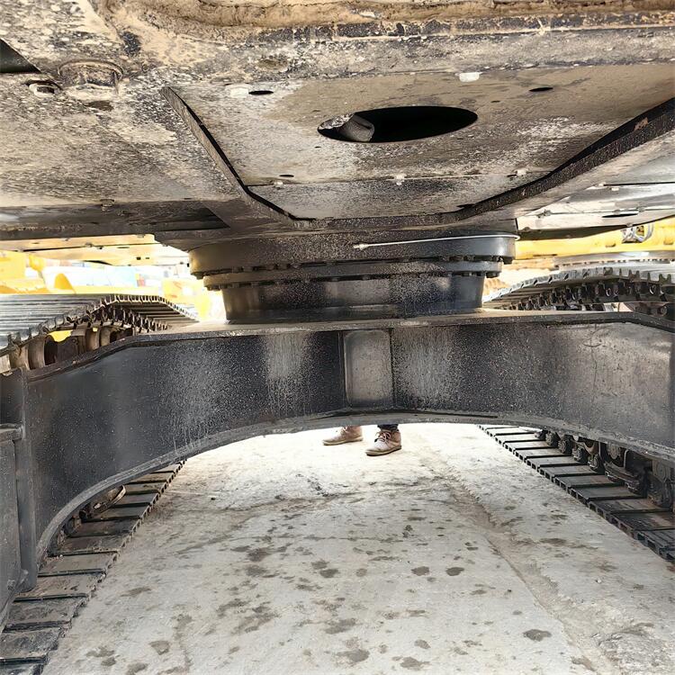 Best Deal on Sany SY215 Second Hand Crawler Excavator with Original Hydraulic Pump