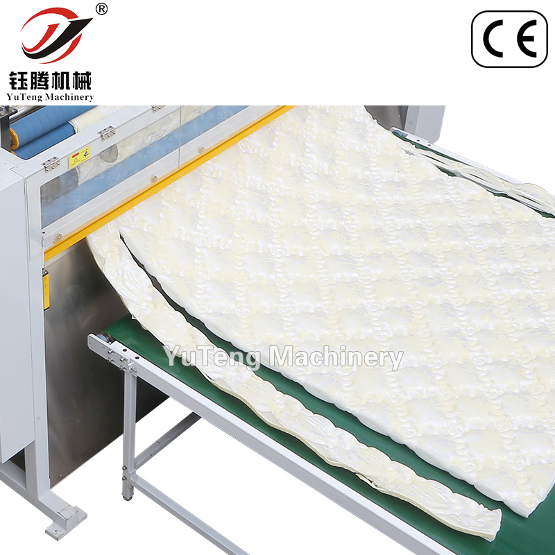 Industrial Computerised Cutting Machine Automatic For Quilted Fabric