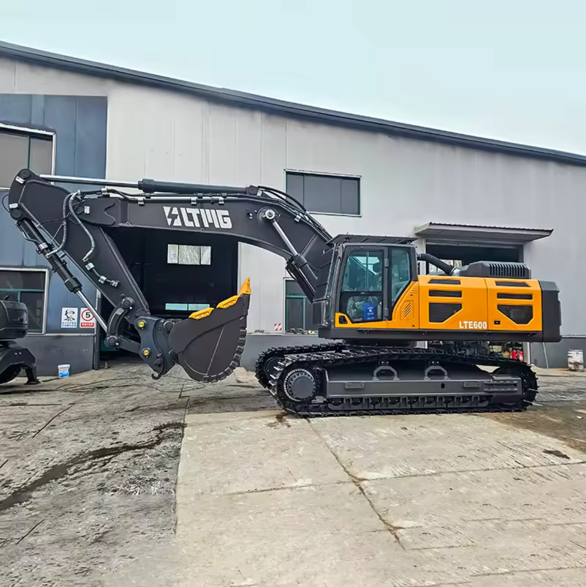 Construction Machinery Ltmg Excavator Digging Machine Earthmoving Machine 60 Ton Large Excavator In Hot Sale