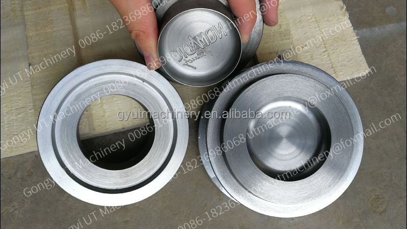 Easy to Operate 2 Mold Small Bath Bombs Pressing Machine for Making Cosmetic Powder