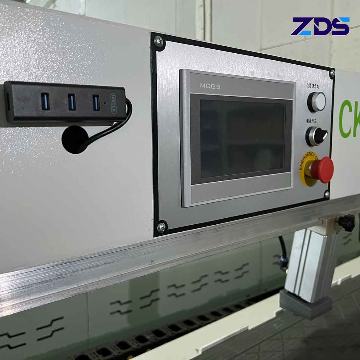 380V 3.7kw Woodworking CNC Machine Side Hole Drilling Milling Machine