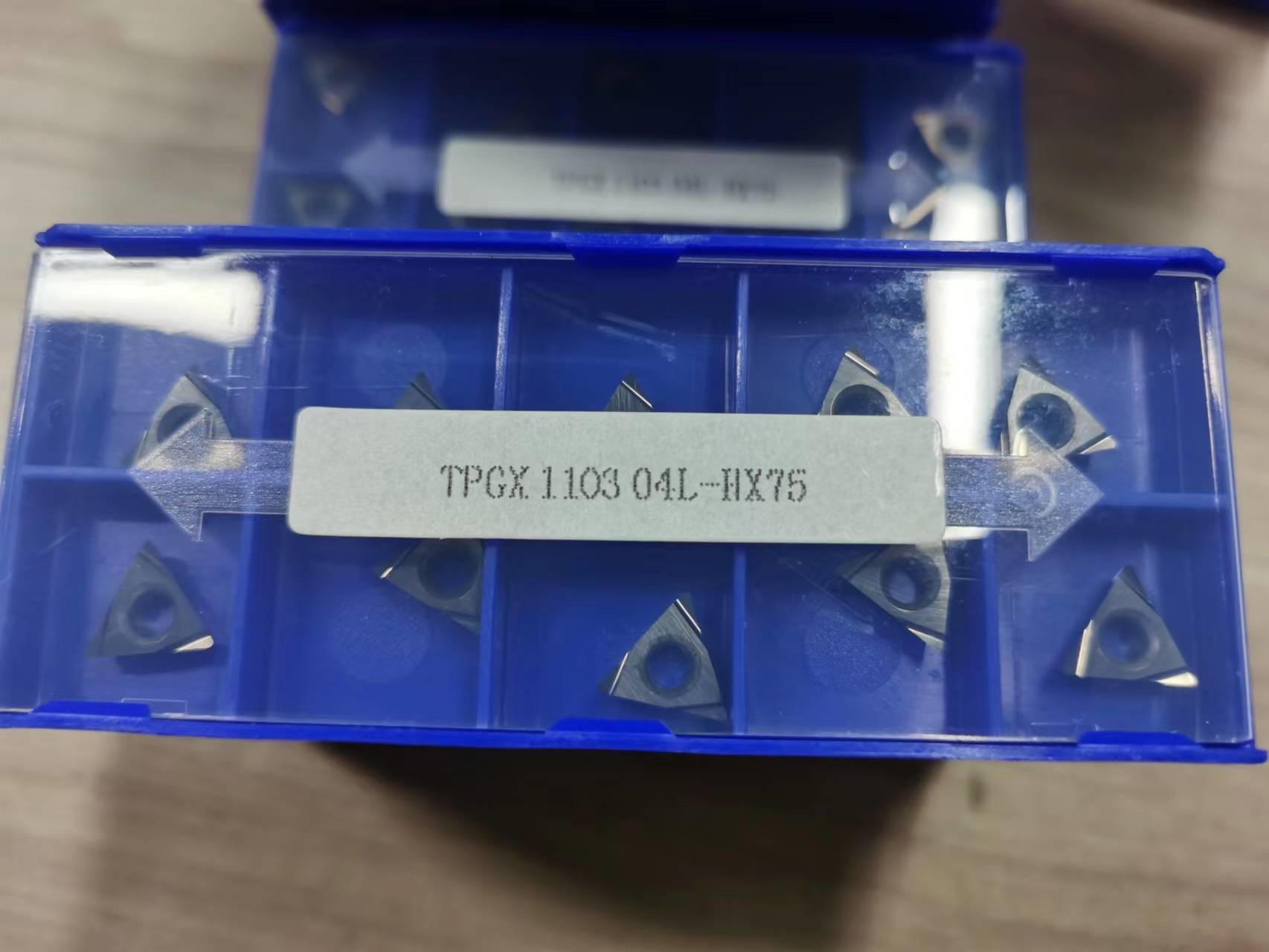 Carbide Milling Inserts TPGX 110304L Equivalent To Mitsubishi Insert