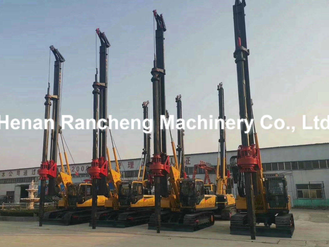 30m Depth Crawler Mounted Rotary Drilling Machine 205 Horsepower Diesel Engine Power