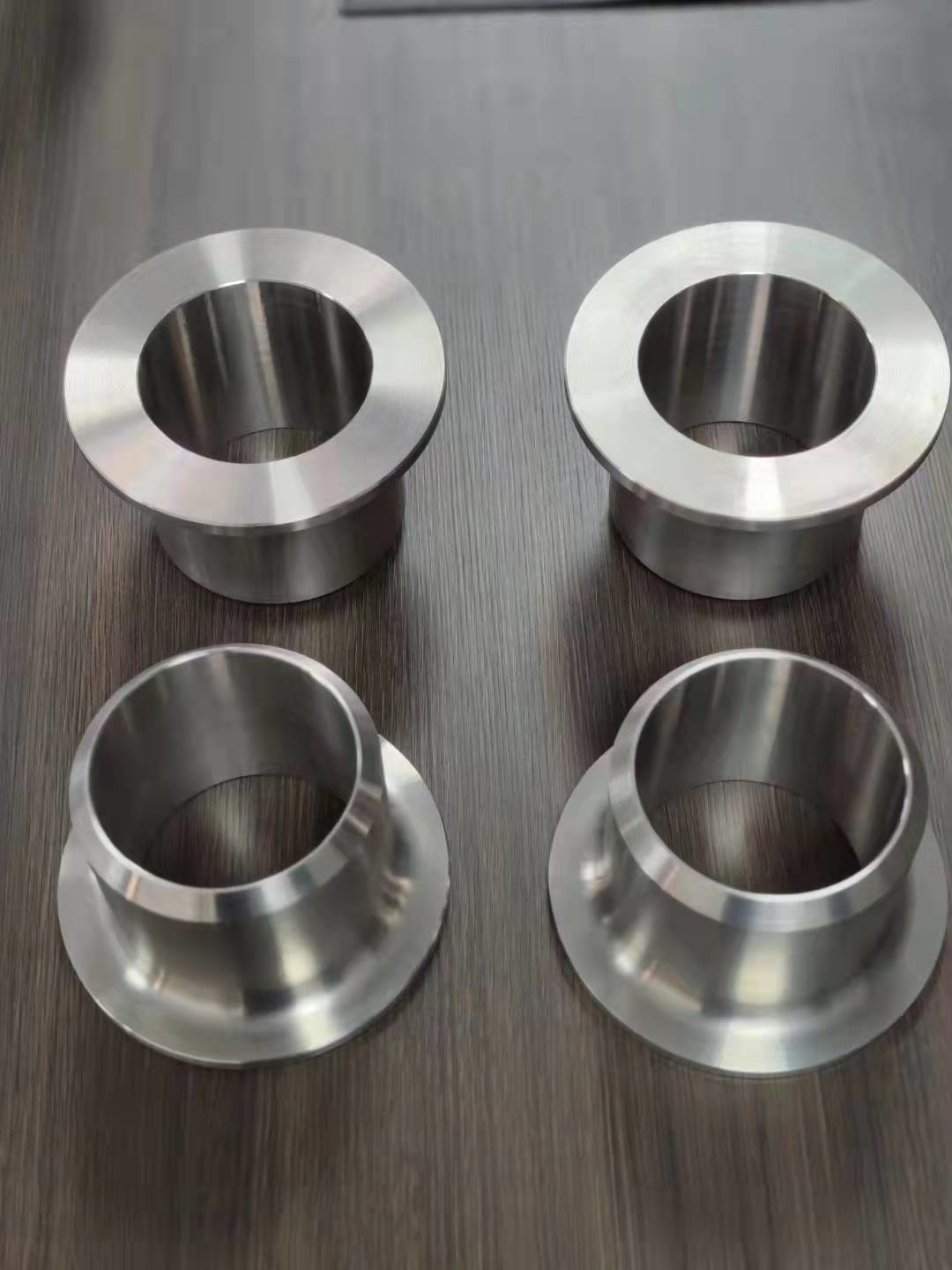 Alloy Polished Titanium Pipe Fittings Cold Rolled With Flanging