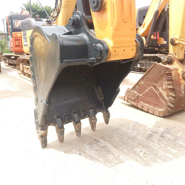 Hyundai 220-9s Excavator The Ultimate Machine for Your Construction Needs in 's Market