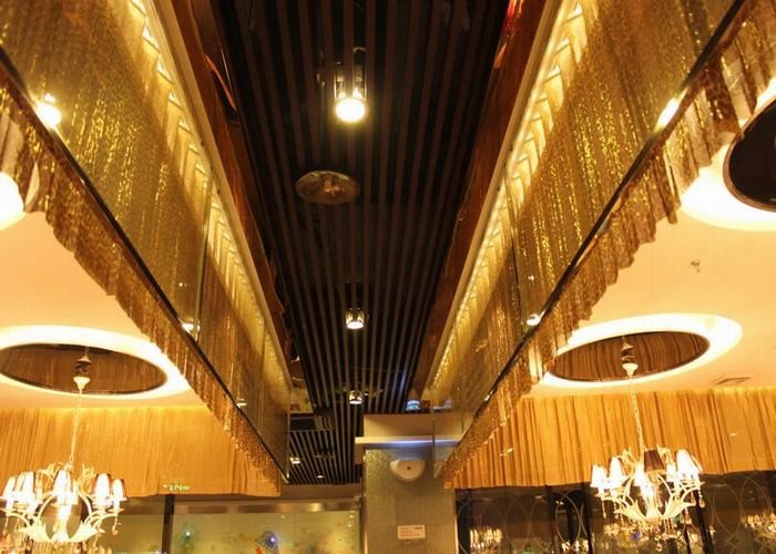 Customized Colored Metallic Curtain / Chain Mesh Curtain Indoor Decoration