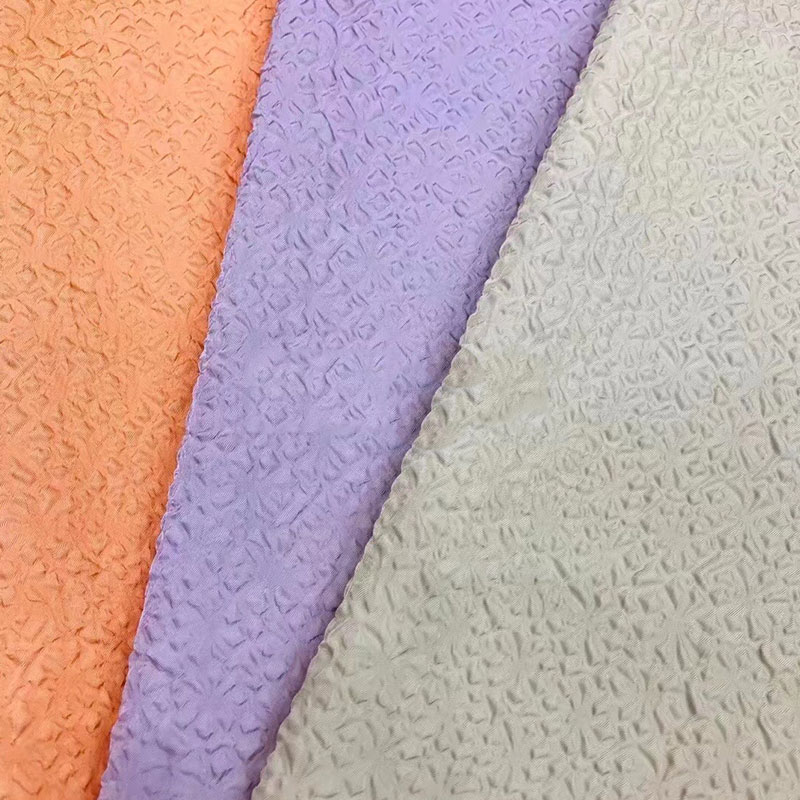 Seersucker Embossing 57 inch Polyester Jacquard Fabric For Dress Abrasion Resistant