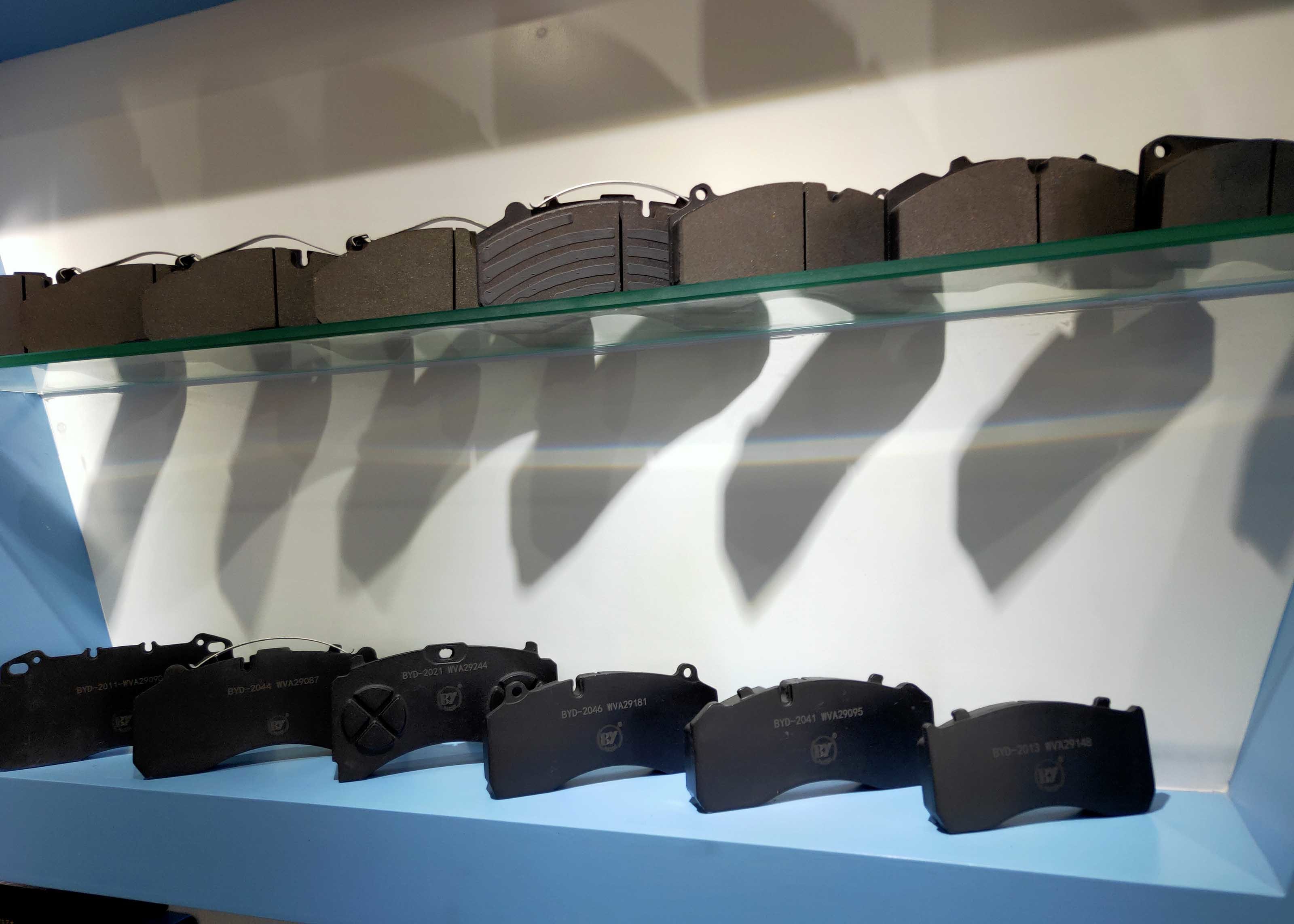 WVA29185 Commercial Vehicle Brake Pads , C.V. Brake Pad For YUTONG Bus